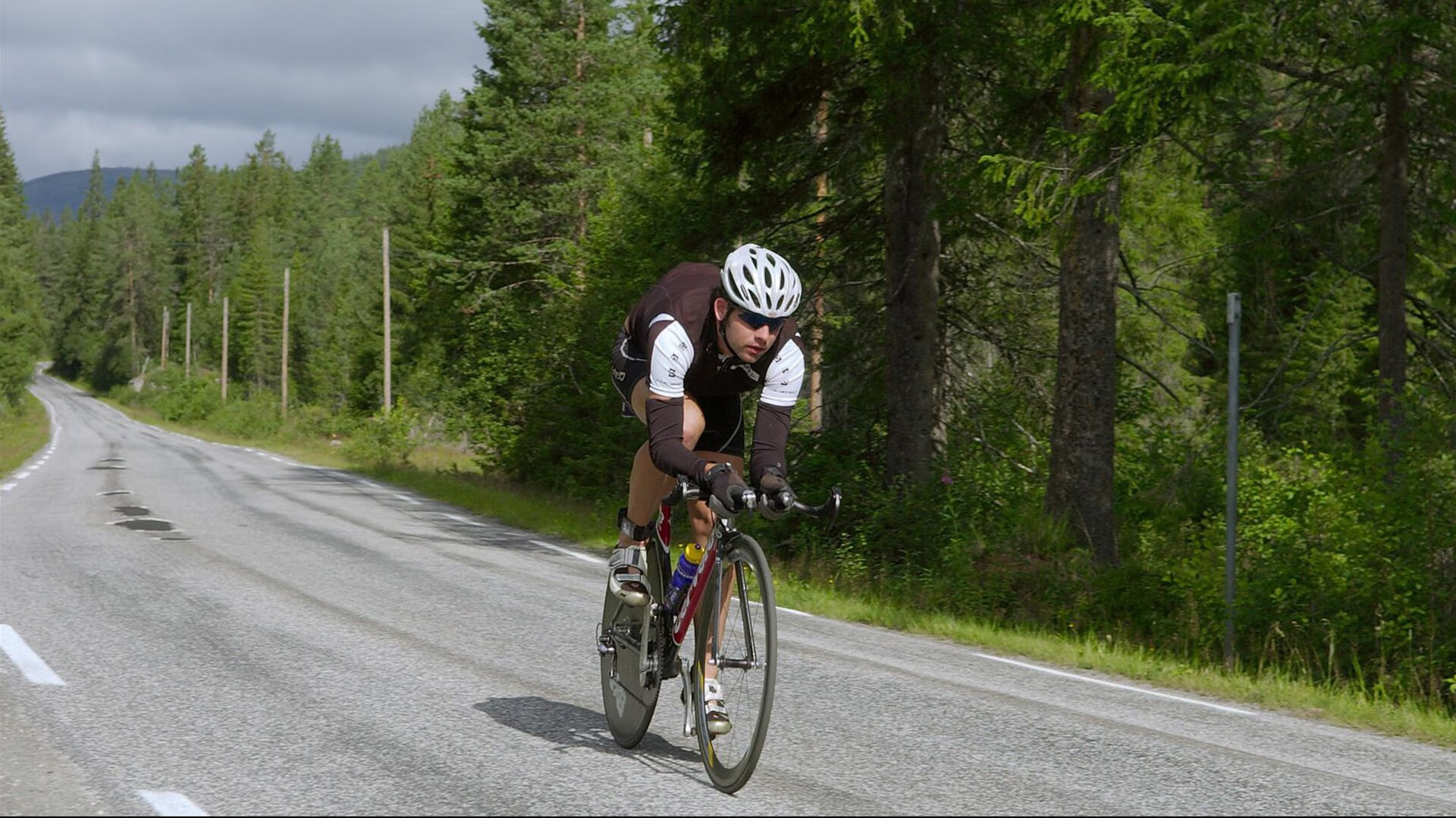 莱万多夫斯基意外战胜C9，夺冠引爆全场！再创辉煌时刻