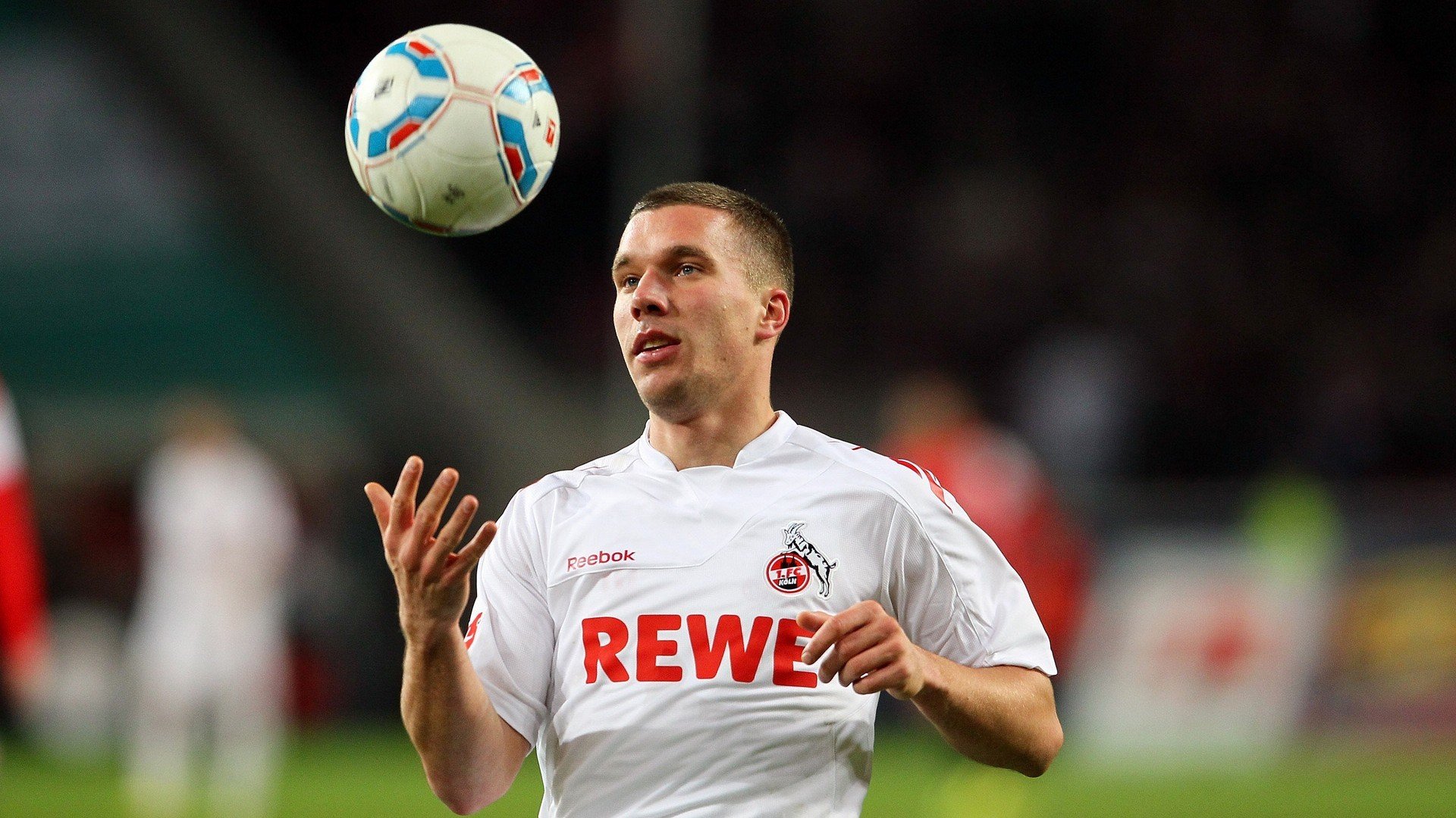 TheShy在利物浦比赛中爆冷，绝杀引发热议！